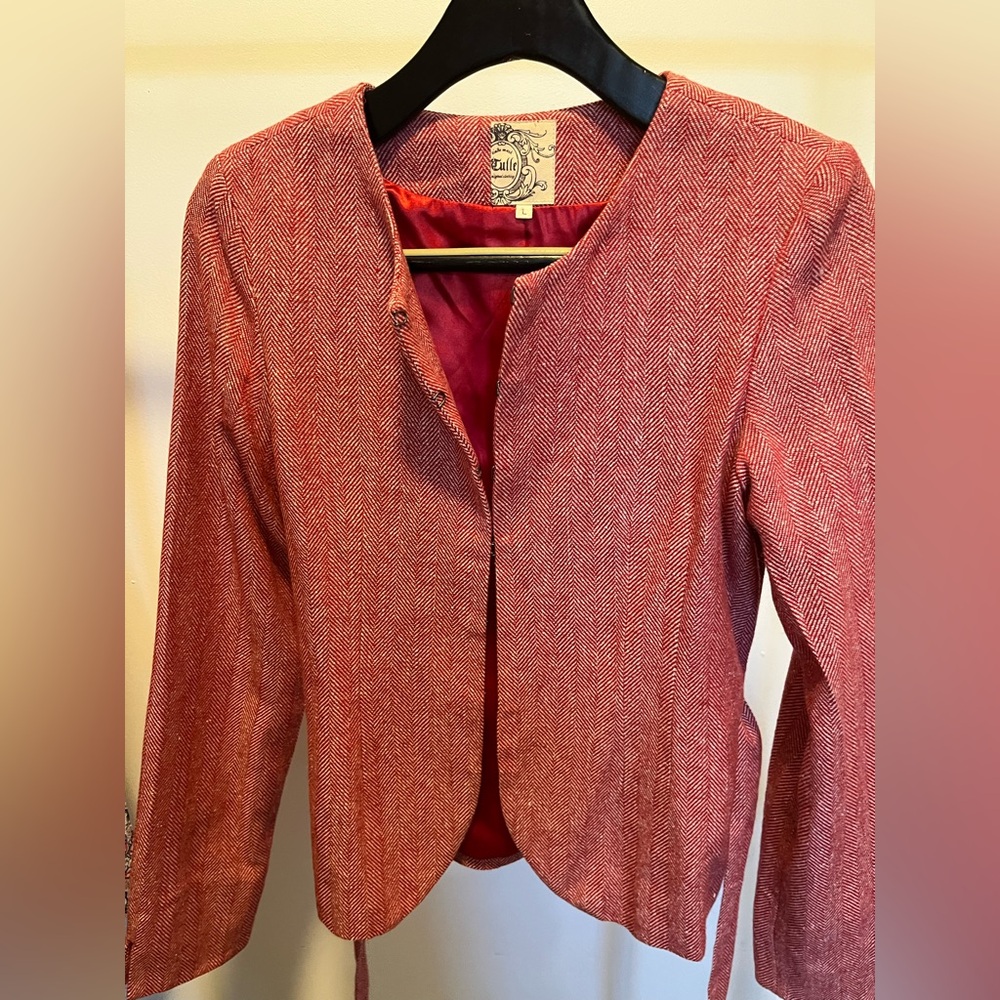 Tulle red and white belted tweed fitted blazer